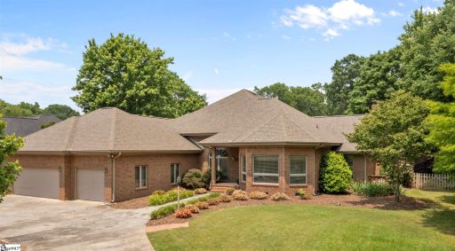 303 Sunningdale Drive sold home in Smithfields, Easley, SC