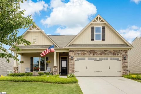 118 Caledonia Drive