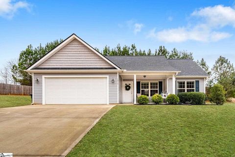 1015 Saint Charles Way