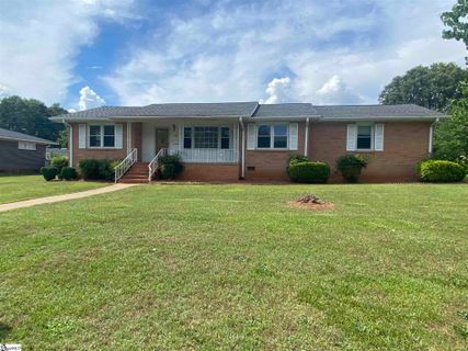 25 Alice Farr Drive