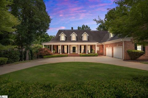 27 Lawson Way