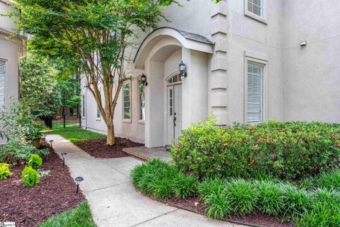 221 Castellan Drive