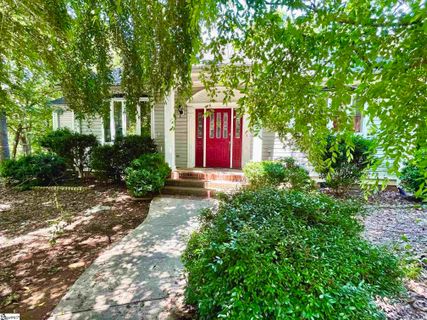111 Beacon Ridge Circle
