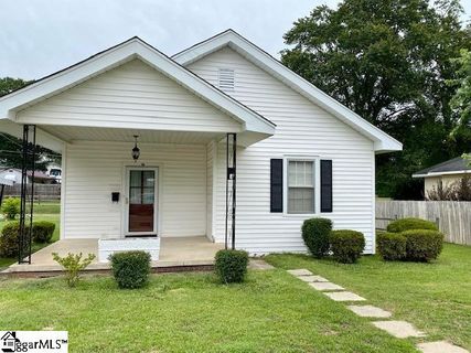 10 Crescent Street