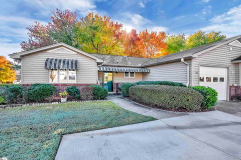 405 Lakeside Circle