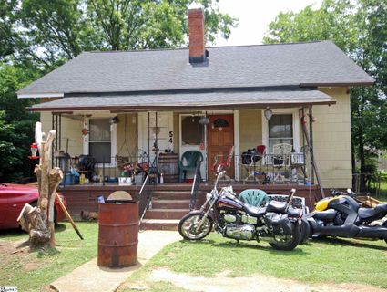 54 E 8Th Street