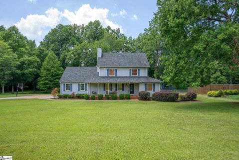 216 Pine Meadow Drive sold home in Pine Meadow, Travelers Rest, SC