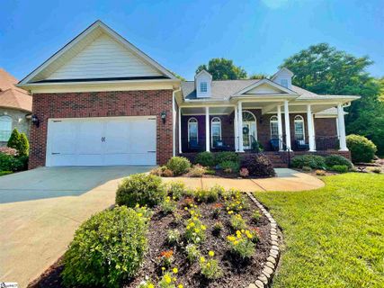 105 Waverly Hall Lane sold home in Waverly Hall, Simpsonville, SC