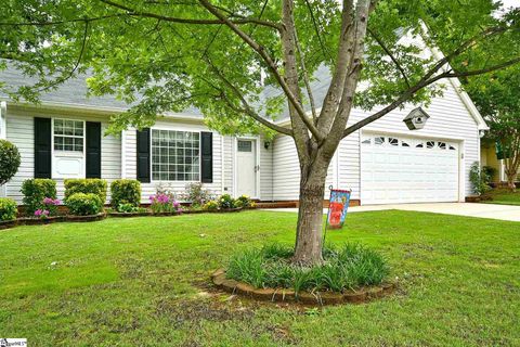 106 W Fall River Way