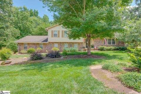 107 Rainwood Drive