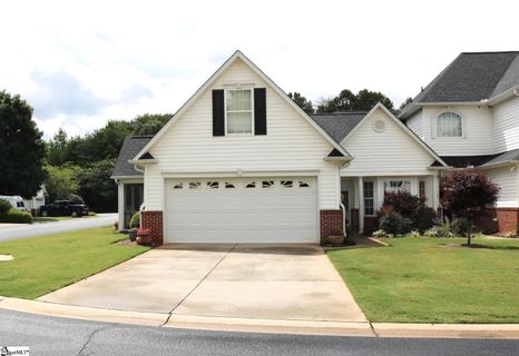 411 Cliffview Court