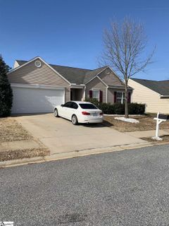 106 Parkgate Court sold home in The Brooks, Simpsonville, SC