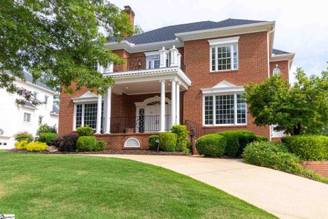 8 Baronne Court