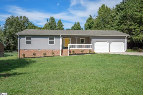 19 Earline Drive sold home in Pinewood Estate, Taylors, SC