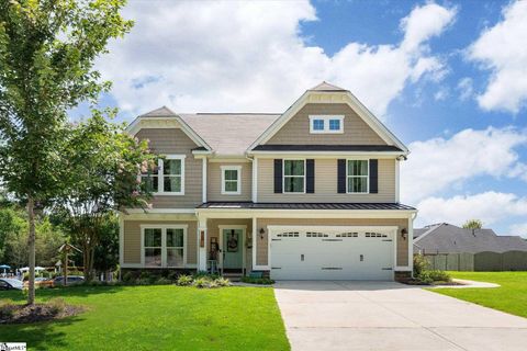319 Rio Grande Place