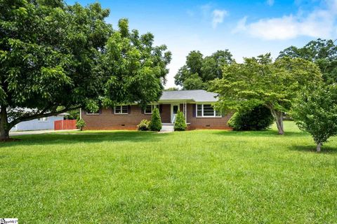 2607 Mckinley Drive