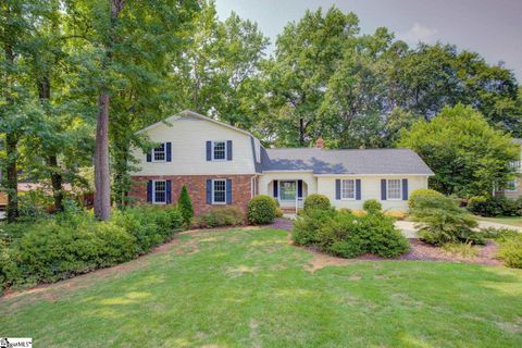 208 Stonehedge Drive sold home in Foxcroft, Greenville, SC