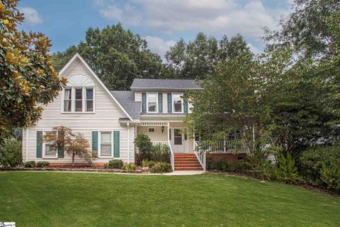 408 Woodway Drive