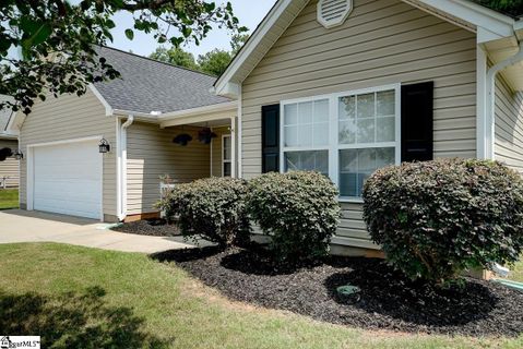 9 Sturgeon Bay Drive