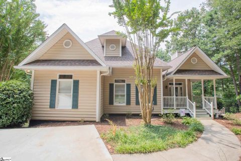 139 W Waters Edge Lane
