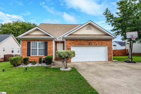 118 Saddlemount Lane sold home in Saddlers Ridge, Simpsonville, SC