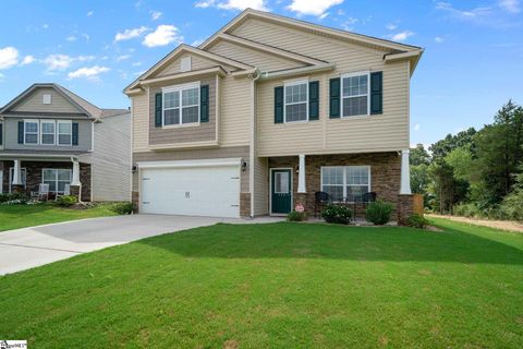 Previously sold for $285,399
