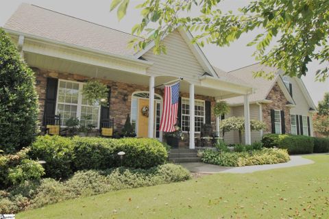 713 Brookdale Drive