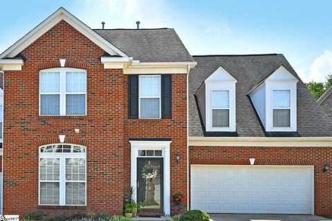 8 Everleigh Court