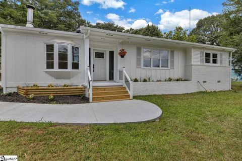 9 Tall Oaks Drive