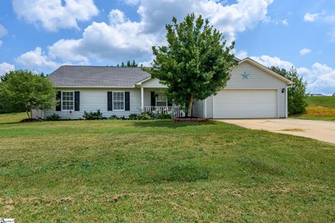 108 Blackbird Lane