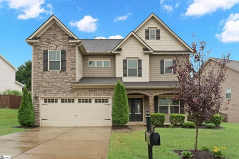 545 W Saddletree Drive
