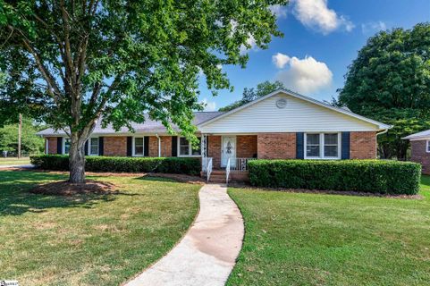 304 Overton Avenue sold home in Cedar Vale, Greenville, SC