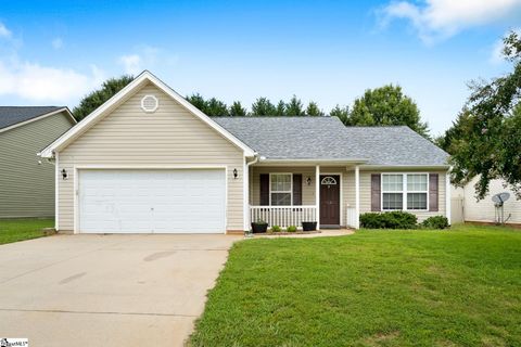 112 Shakleton Drive