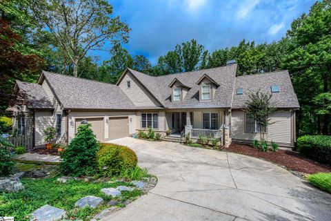14 Stonecrop Drive
