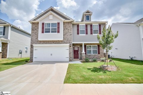 128 Yellow Fox Road