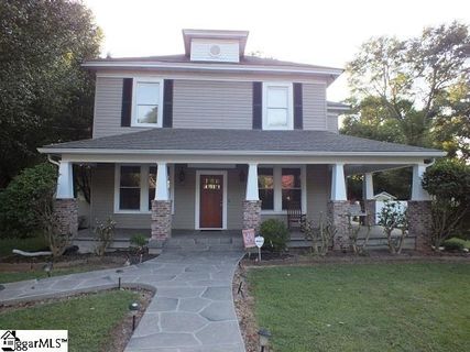 213 Brockman Avenue
