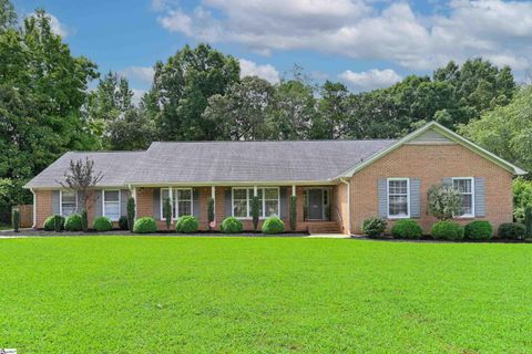 126 Hillsborough Drive sold home in Foxcroft, Greenville, SC