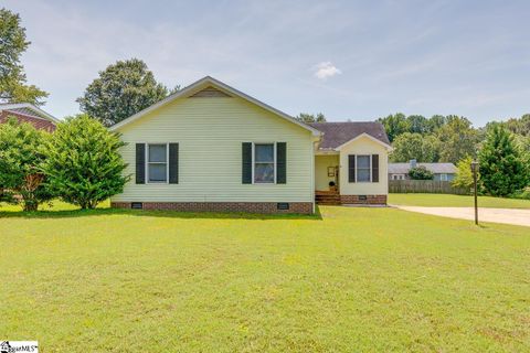 402 Mapleton Drive
