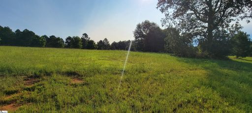 104 Jericho Circle sold home in The Oaks At Mountain View, Williamston, SC