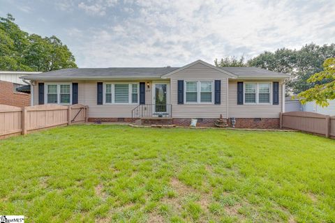 107 Farmington Road