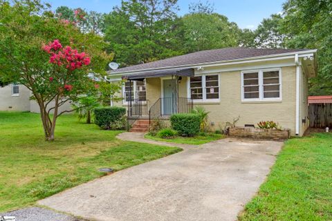 8 Flora Avenue
