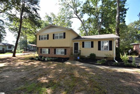 12 Aspenwood Drive