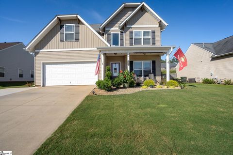 21 Hollander Drive