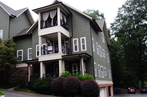 204 E Park Avenue Unit 802 sold home in The Park Downtown, Greenville, SC