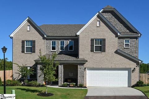 312 Lindstrom Court