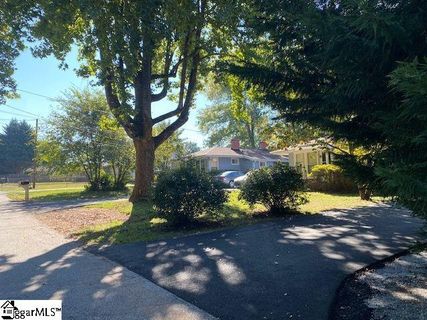 107&109 Dykeson Avenue