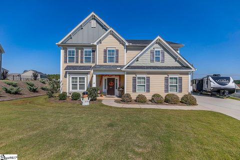 210 N Harvest Moon Way