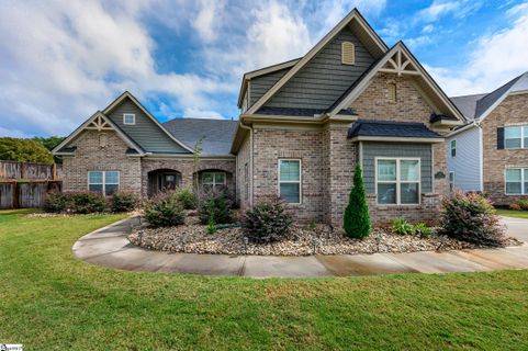 321 Crestgate Way sold home in Crestgate, Easley, SC