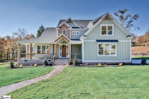 102 Pinelands Place