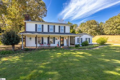 116 Sedgewood Court